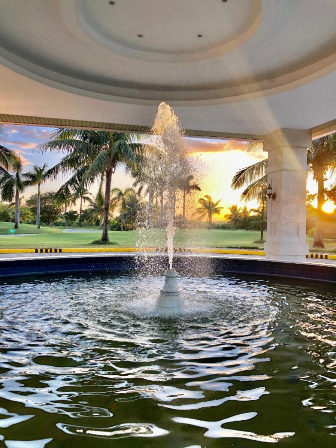 Queens Island Golf And Resort Medellin Exterior foto